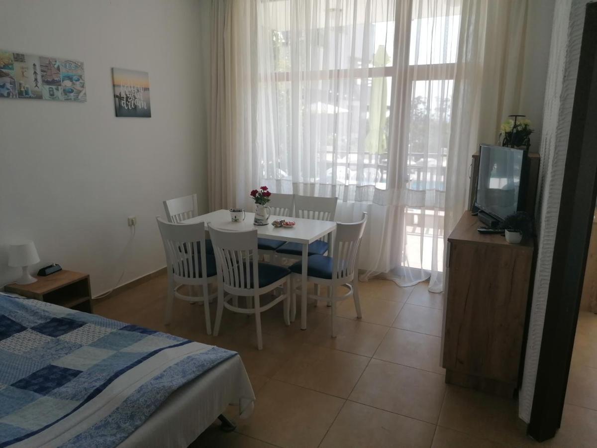 Apartments Elinor Budjaka ソゾポル エクステリア 写真